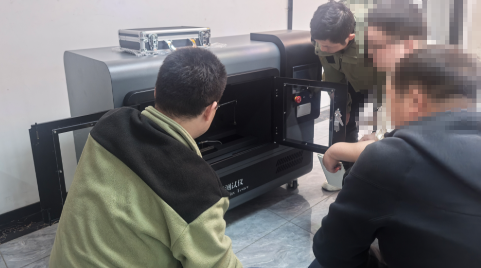 某某大學赴上海理濤參觀考察BAM摩擦感度測試儀